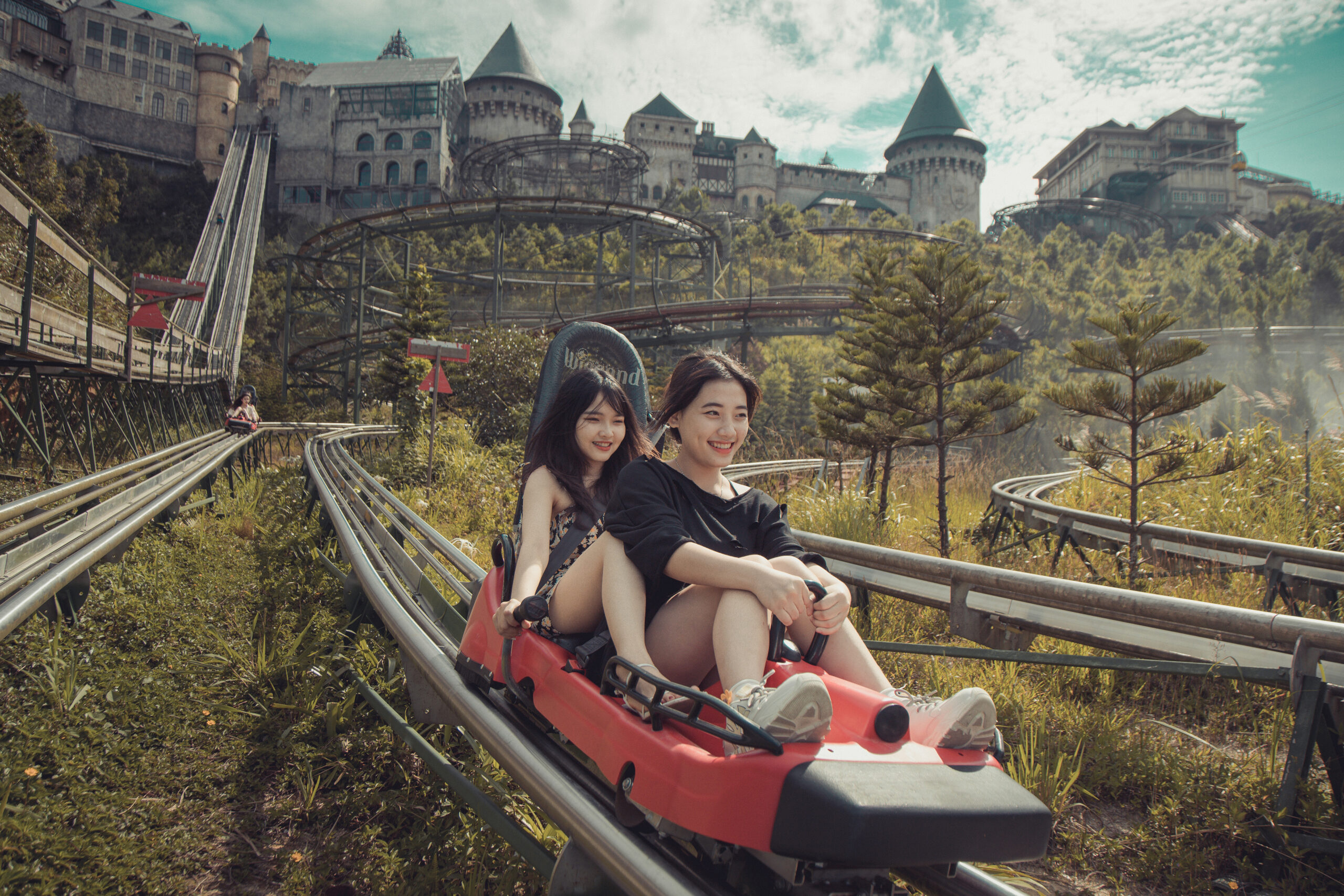 Trò chơi Máng Trượt Ba Na Hills Trò chơi Máng Trượt Ba Na Hills